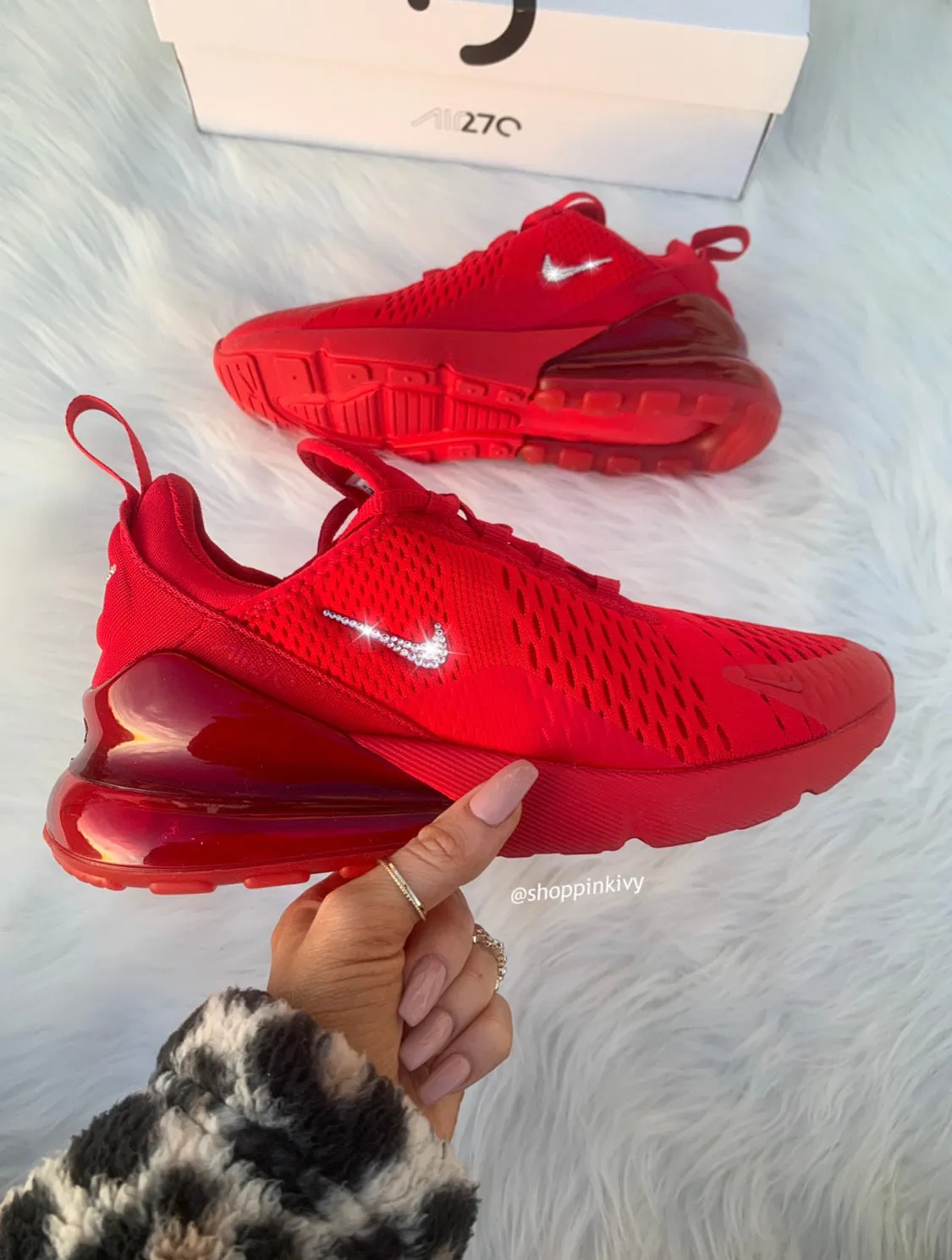 Red Air Max 270