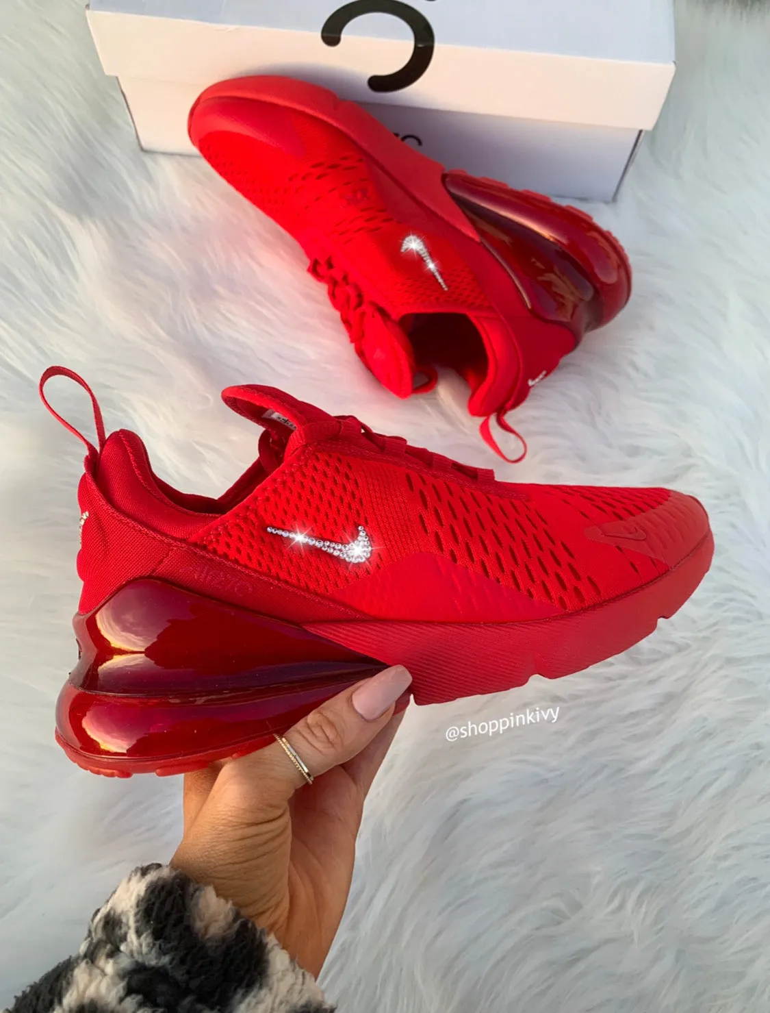 Red Air Max 270